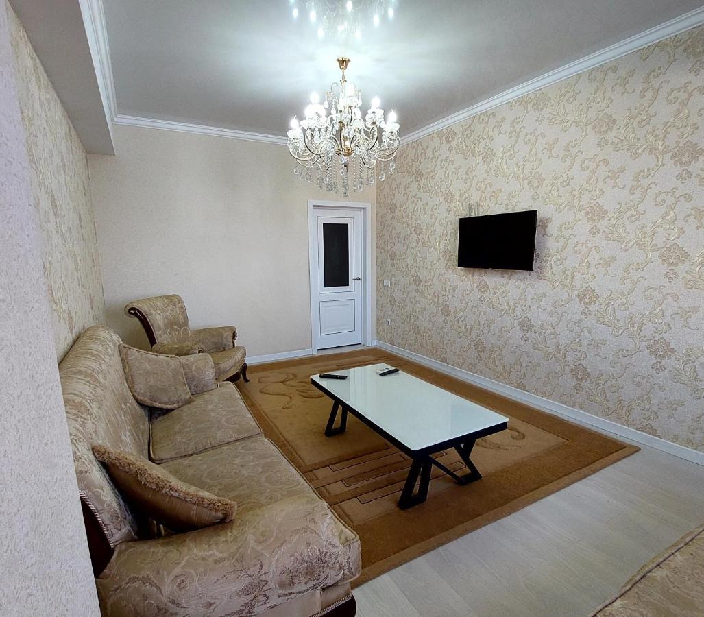 Elite Apartment In Street Mederova 50 Bishkek Exterior photo